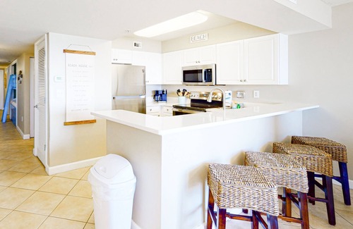 Fort Walton Beach Condo | Gulf-front family condo with pool & hot tub, AC, private W/D, balcony, WiFi
