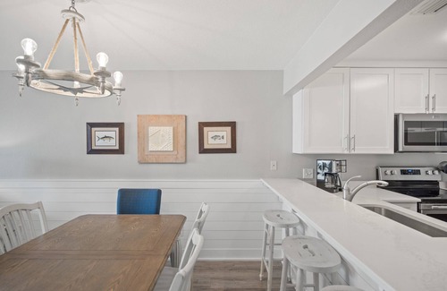 Miramar Beach House | Gulf Front, FREE Seasonal 4 Chairs and 2 Umbrellas, End Unit w/Sunset Views