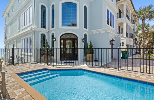 Fort Walton Beach - Destin House | Gulf Front, Pool, Hot Tub- 2 Kitchens - Elevator
