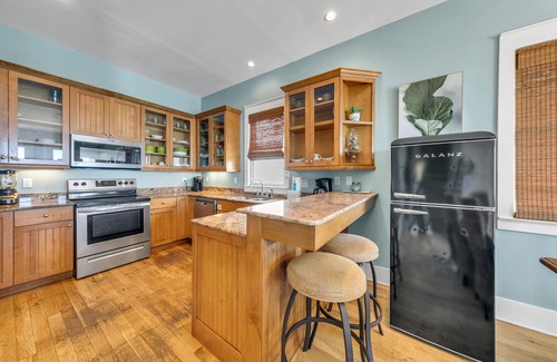Delos House | Gulf Front Townhome in Frangista Beach with Splash Pool Overlooking the Beach!