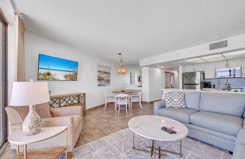 Panama City Beach Condo | ⛵Gulf Front Views-Pools + Hot Tubs-Edgewater 2-805⛵