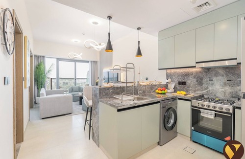 Dubai Apartment | Gulf Gate Near Golf Club Parks & Pool