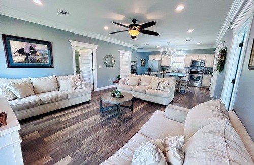Long Beach House | Gulf Moon II - Spacious Beachfront Home with Pool on the Mississippi Gulf Coast