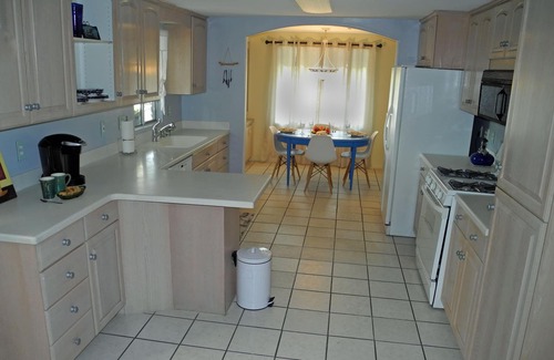Palm Desert House | Gulf &Tennis Resort 55+ Palm Desert Greens, March & April 2026 available