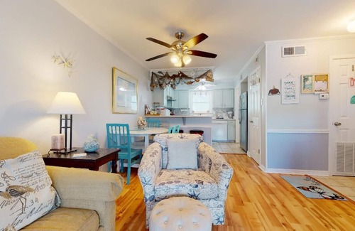 Fort Morgan House | Gulf view, family-friendly townhome