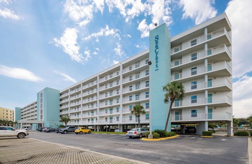 Fort Walton Beach Apartment | Gulf View Island Studio w/Restaurant Nearby