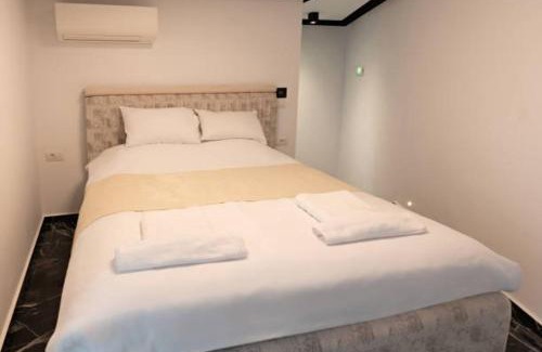 Srinagar Hotel | Gulmarg room booking