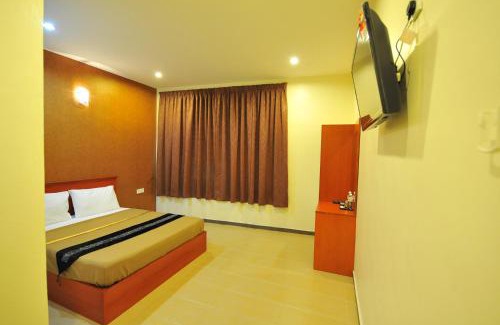 George Town Hotel | Gurney Inn
