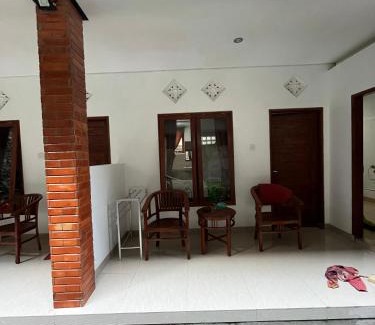 Ubud City-Centre House | Gusti Room