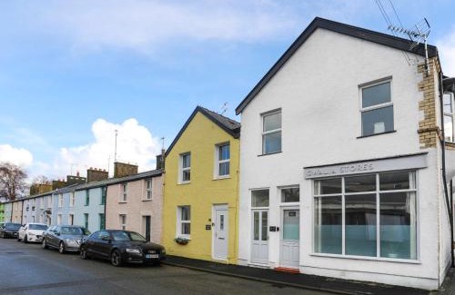 Beaumaris House | Gwalia Stores