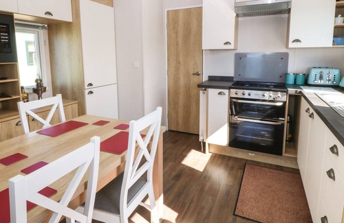 Barmouth Cottage | GWEL Y MOR, family friendly, country holiday cottage in Llanaber