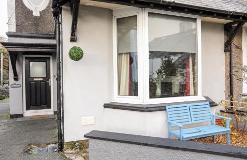 Borth-y-Gest House | Gweldon Topsail