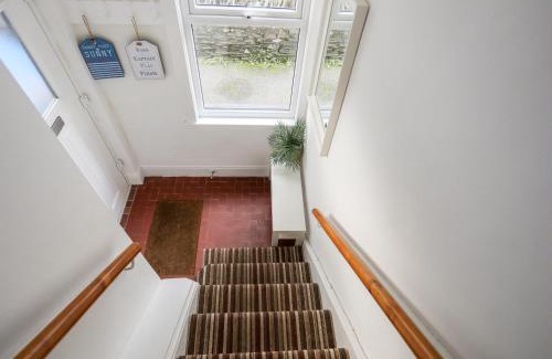 Borth-y-Gest House | Gweldon Topsail