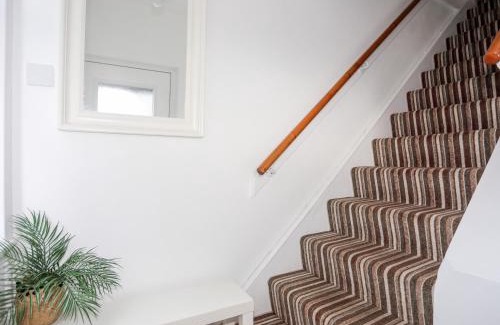 Borth-y-Gest House | Gweldon Topsail