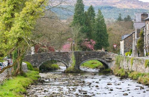 Beddgelert House | Gwyndy Bach