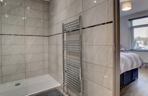 Llanfor House | Gwynle Townhouse, Bala