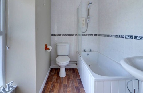 Llandysul House | Gwynnant Cottage in the beautiful Llandysul