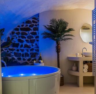 Vienne Apartment | Hélios, Suite Grecque & Spa
