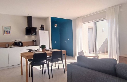Les Sables d'Olonne Ski Chalet | Héron- Maison avec jacuzzi privatif 4pers