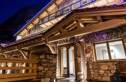 Val-d'Isere Ski Chalet | Hôtel & Chalets Le Samovar