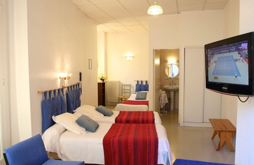 Cauterets Hotel | Hôtel Christian