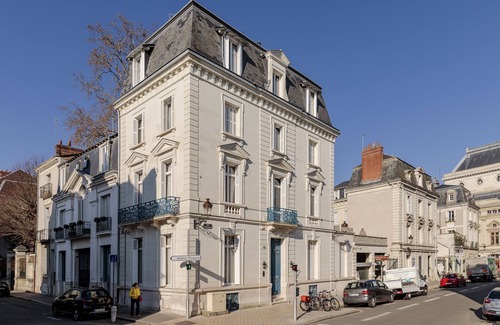 Old Town Apartment | Hôtel Corneille - Entrée autonome, réception en ligne -Encore Mieux