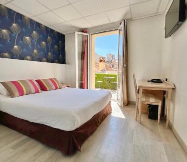 Saint-Raphael Hotel | Hôtel de Flore