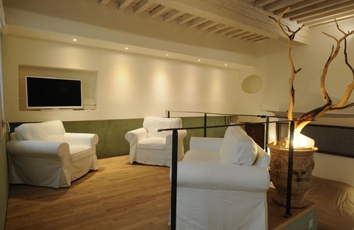Montpellier City-Centre Apartment | Hôtel de Girard - Apartment "L'Ancienne cuisine