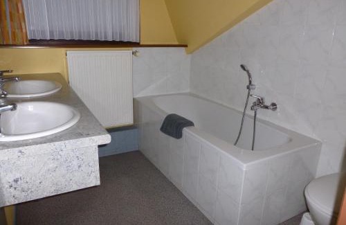 Buetgenbach Hotel | Hôtel du Lac