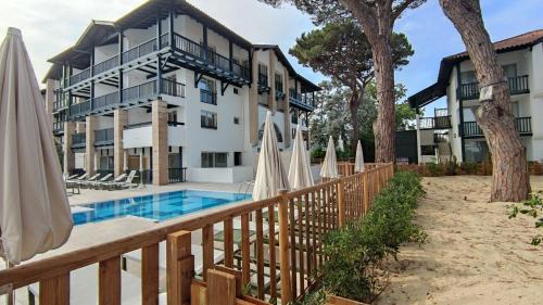 Hendaye Hotel | Hôtel Ibaïa - Piscine & Spa