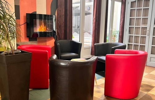Chatellerault Hotel | Hôtel L'Univers