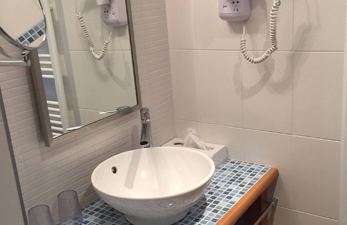 Le Mont-Saint-Michel Hotel | Hôtel la Croix Blanche