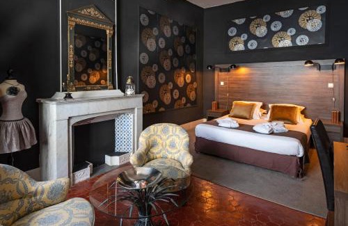 Pernes-les-Fontaines Hotel | Hôtel LA MARGELLE