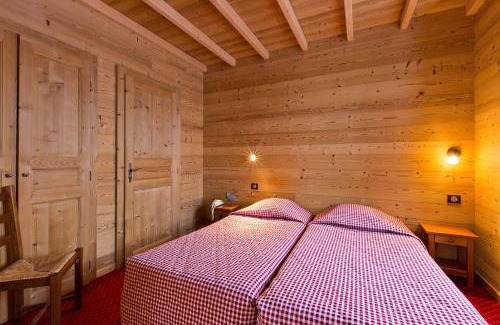 Thollon-les-Memises Hotel | Hôtel Le Bellevue