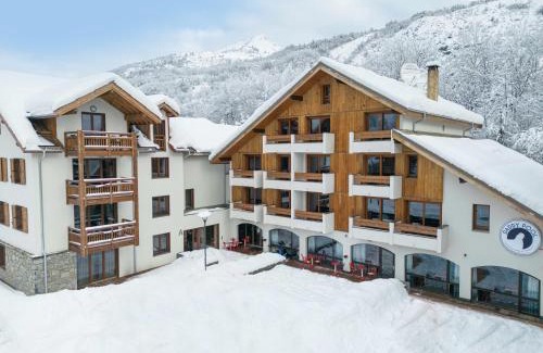 Saint-Chaffrey Hotel | Hôtel Le Cristal Lodge - TERRESENS