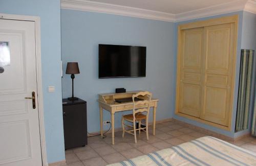 Saint-Tropez City Centre Hotel | Hôtel Les Palmiers