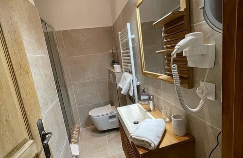 Costieres Hotel | Hôtel Mas de Galoffre