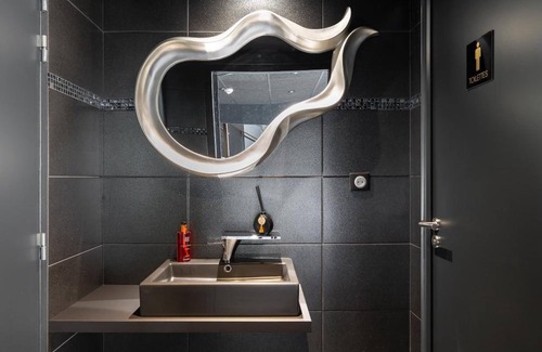 Saint-Jacques-de-la-Lande Hotel | Hôtel Ortega Rennes St Jacques Aéroport