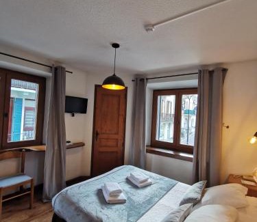 Bourg-Saint-Maurice Hotel | Hôtel Restaurant Angival - Chambres et Appartement