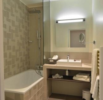 Dizy Hotel | Hôtel Restaurant Les Grains d'Argent Dizy - Epernay