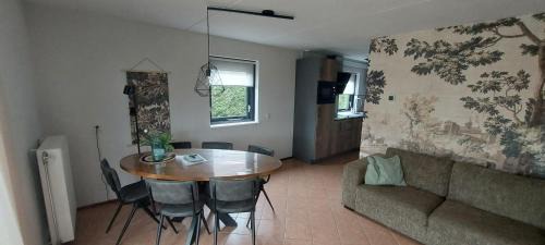 Oudwoude House | hûske twa
