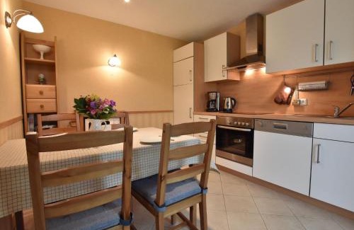 Rakow Apartment | Hübsches Appartement in Am Salzhaff mit Kamin