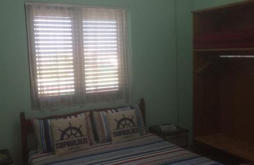 Velipoje House | H and H Guesthouse