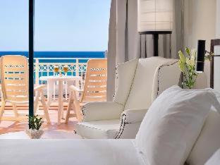 Bahia Calma Hotel | H10 Playa Esmeralda - Adults Only