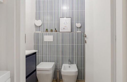 Sanremo Apartment | H11 SUITE LA MER Sanremo - Spiagge