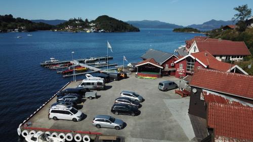 Sjernarøy House | H21 - Furre Beach