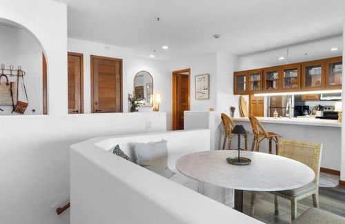 Avalon Condo | H228: Contemporary 1Bd, 2bath Villa + Golf Cart+ Spectacular Views