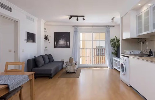 La Trinidad Apartment | H2M Ventura Angel Flat SmartTv & AACC near centre
