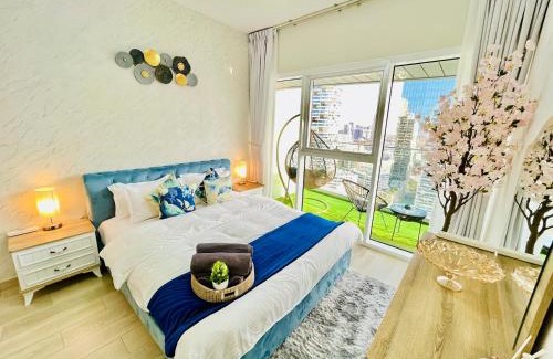 Jumeirah Village Circle Apartment | Habibi Land