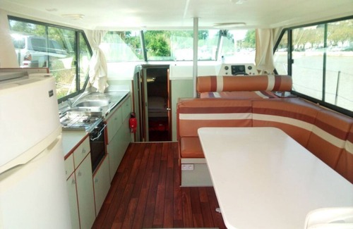 Beziers Boat Rental | Habitable boat with terrace with panoramic view of the Canal du Midi